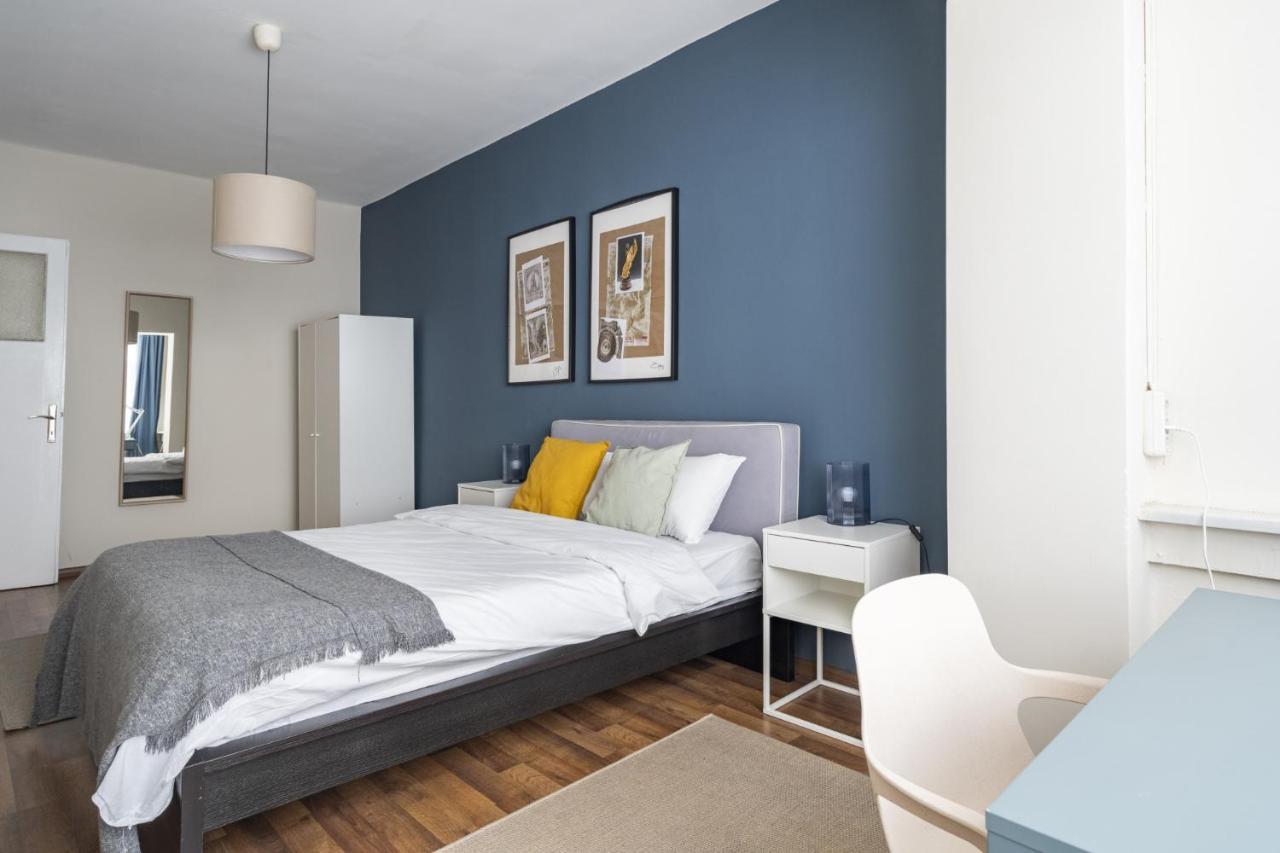 Appartamento Modern Flat Near Popular Attractions In Beyoglu Provincia di Provincia di Istanbul Esterno foto